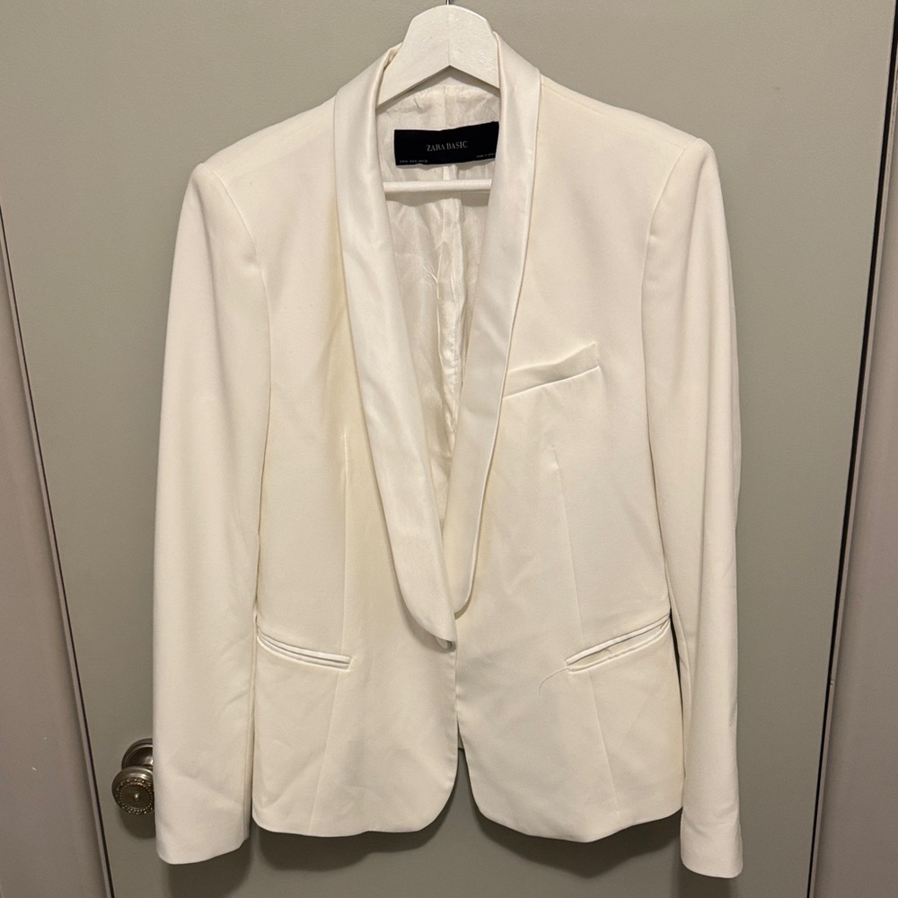 Zara White Blazer